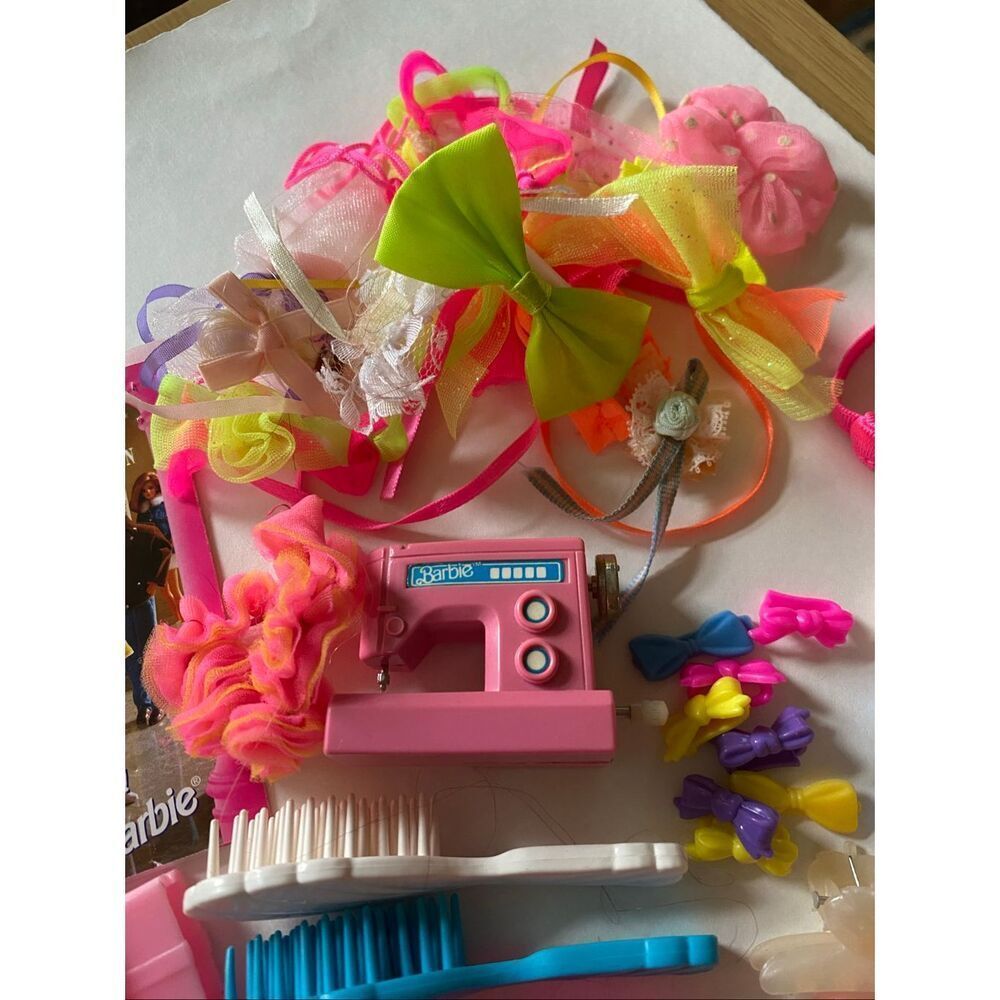 Vintage Barbie Accessories- Popcorn Maker Hair Kitchen Brushes 1980’s - Picture 3 of 7